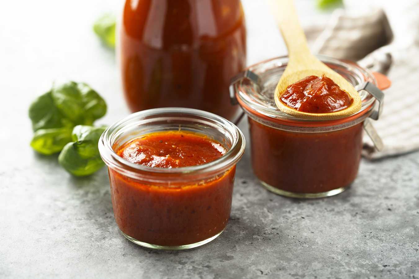 Кетчуп в домашних условиях на зиму: лучшие рецепты приготовления