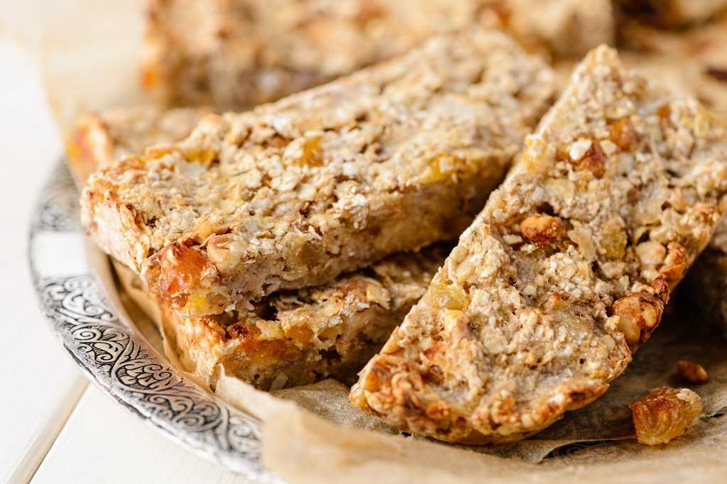 Домашние батончики мюсли: 5 рецептов своими руками